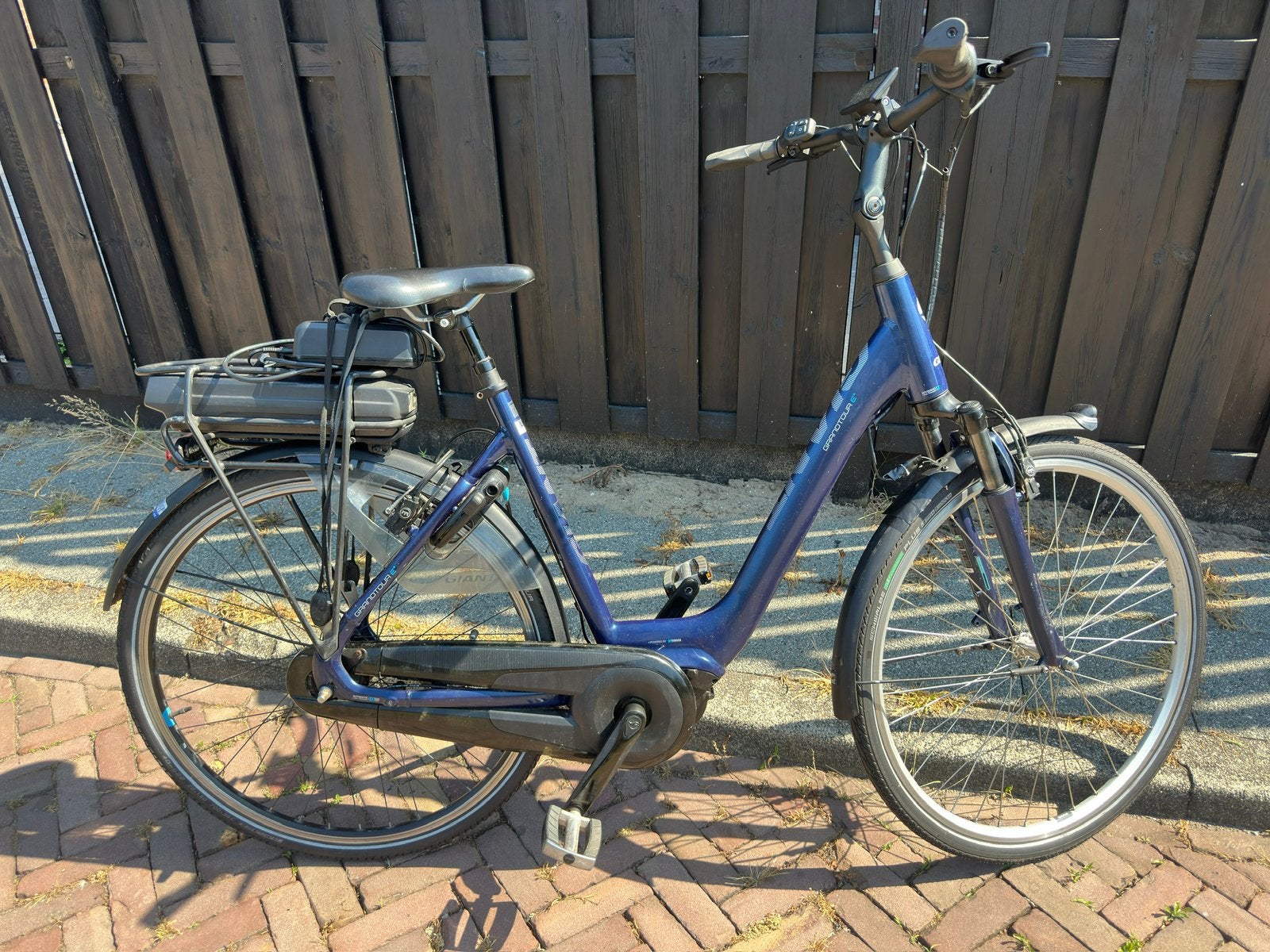 Giant grand-tour E elektrische middenmotor 461km totaal, Fietsen en Brommers, Elektrische fietsen, Ophalen, Zo goed als nieuw