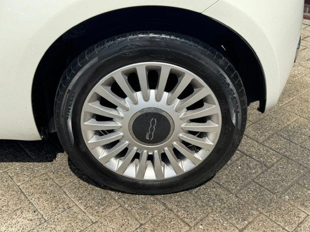 Fiat 500 C 1.2 Easy Cabrio *groot scherm *p-sensoren *15"lmv, Voorwielaandrijving, Euro 5, Gebruikt, Cabriolet
