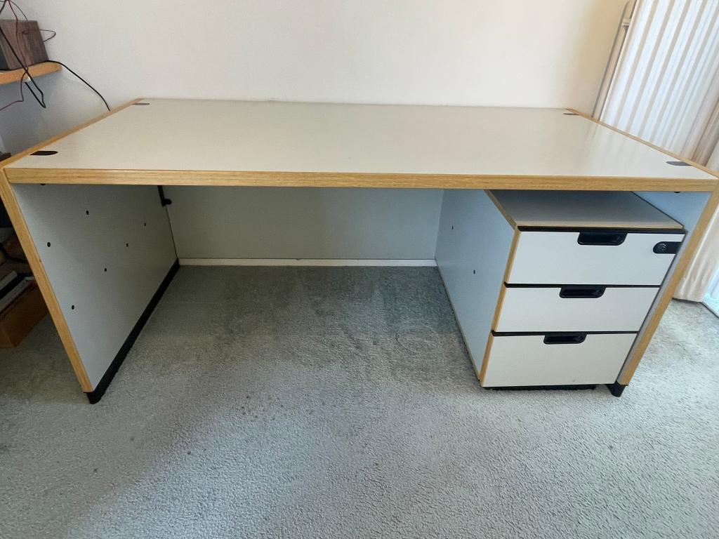 Bureau met ladenblok | 165x80x73cm | kantoorkwaliteit, Huis en Inrichting, Bureaus, Ophalen, Vintage, Zo goed als nieuw, Overige merken
