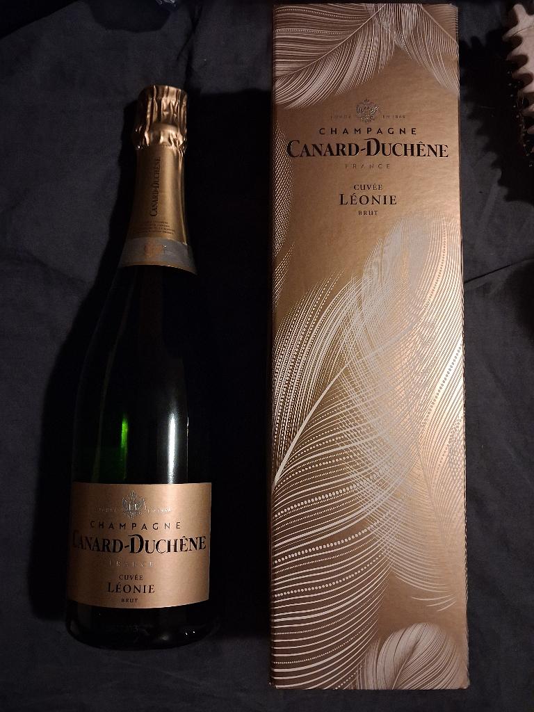 Champagne Canard-Duchene Leonie Cuvee Brut, Frankrijk, Nieuw, Ophalen of Verzenden, Champagne
