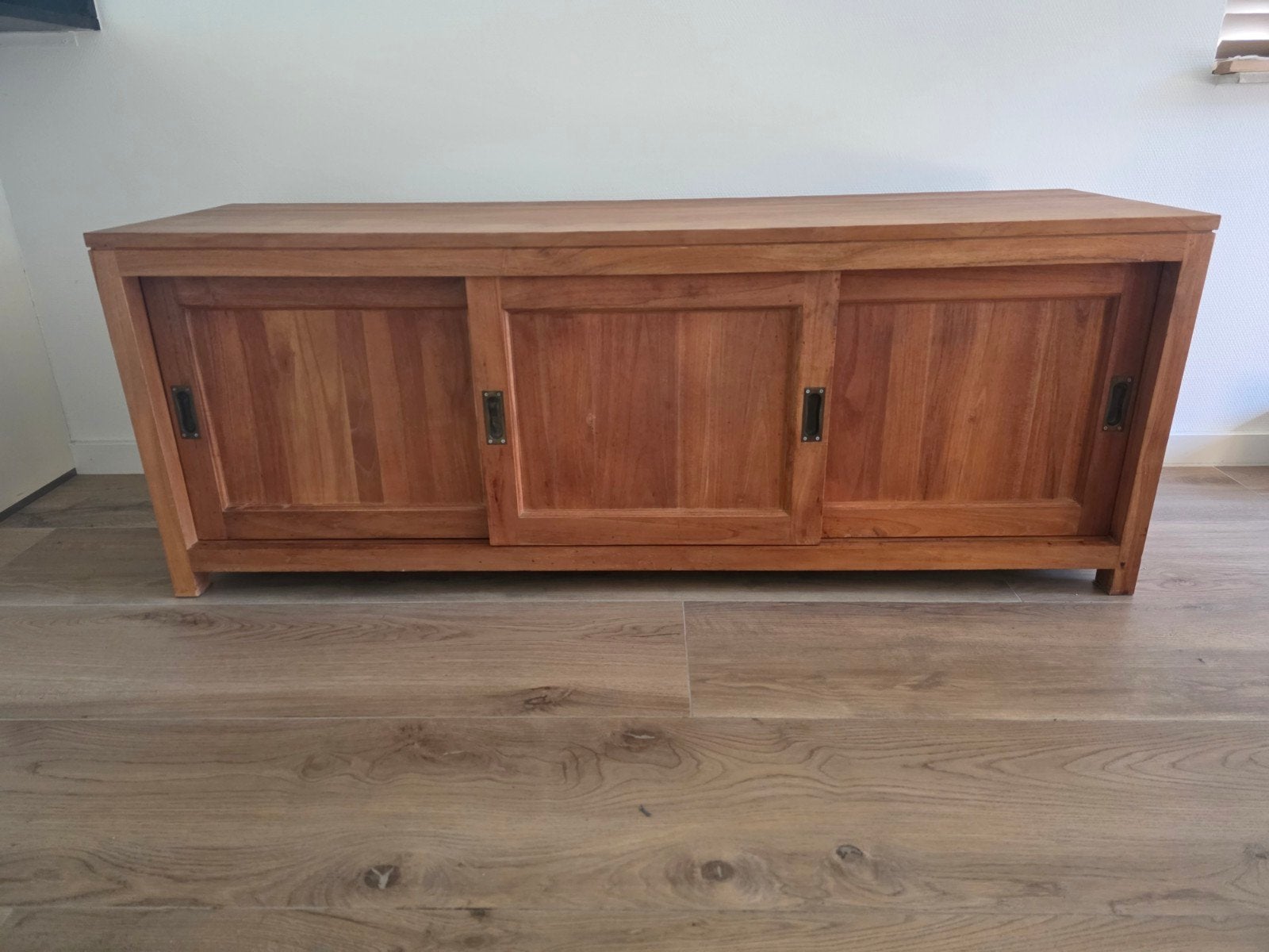Massief teak dressoir, Ophalen, Gebruikt, 25 tot 50 cm, 150 tot 200 cm