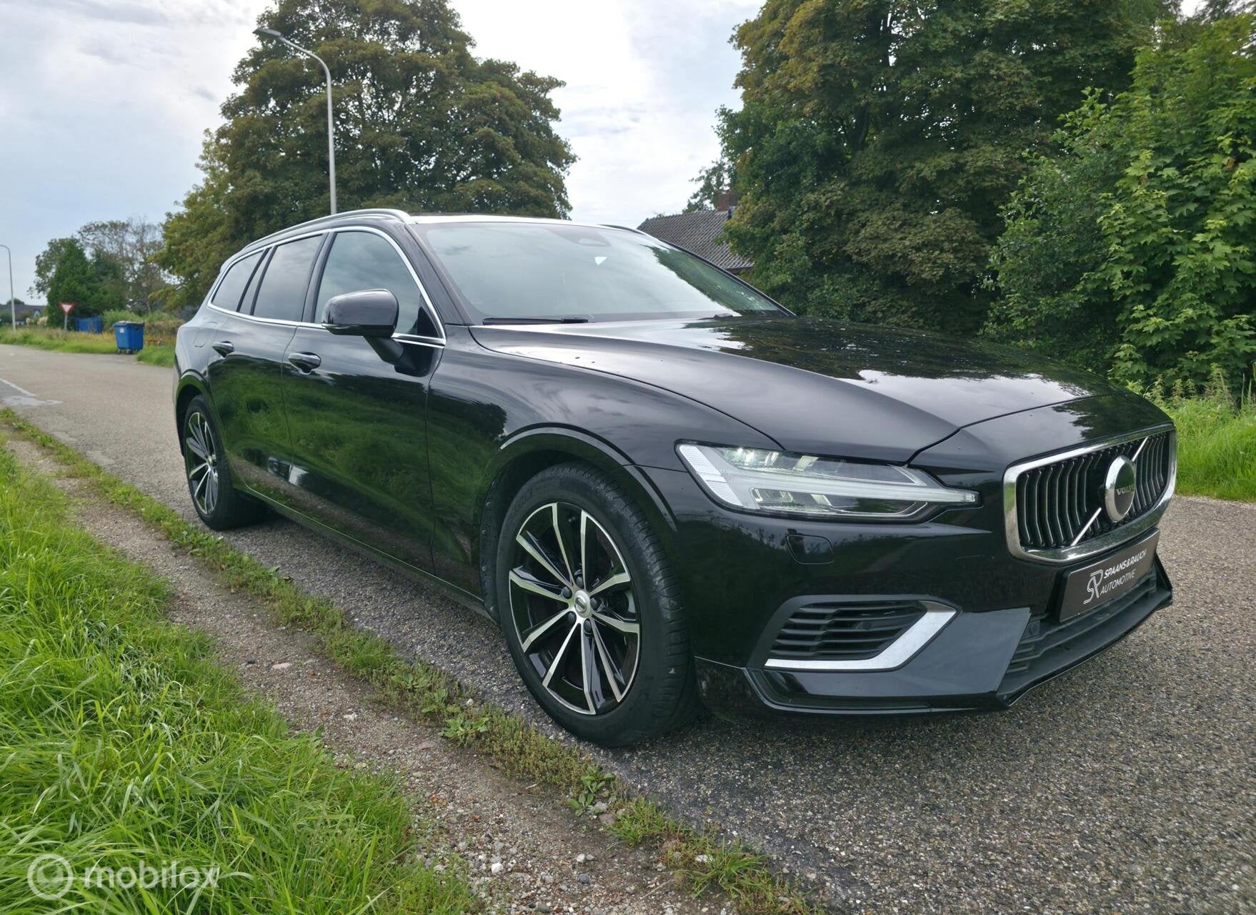 Volvo V60 2.0 T6 Plug-in hybrid AWD / Carplay / Stoelverw., Auto's, Automaat, Stof, Gebruikt, 4 cilinders