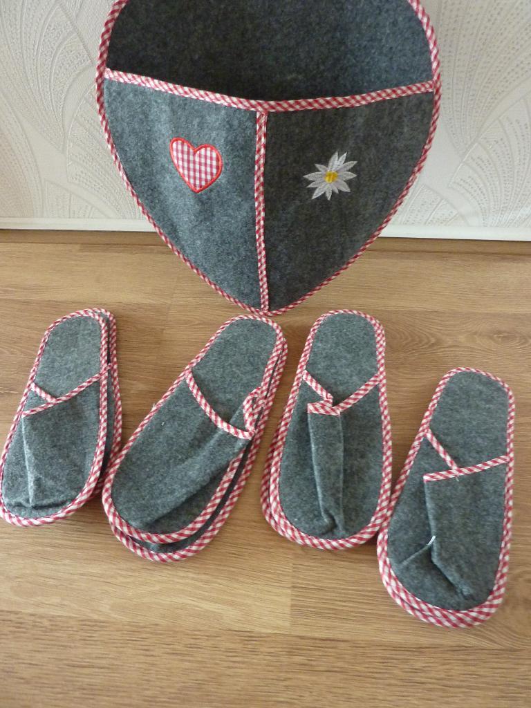 Gasten pantoffels, Kleding | Dames, Schoenen, Ophalen of Verzenden, Nieuw, Overige kleuren, Pantoffels of Sloffen