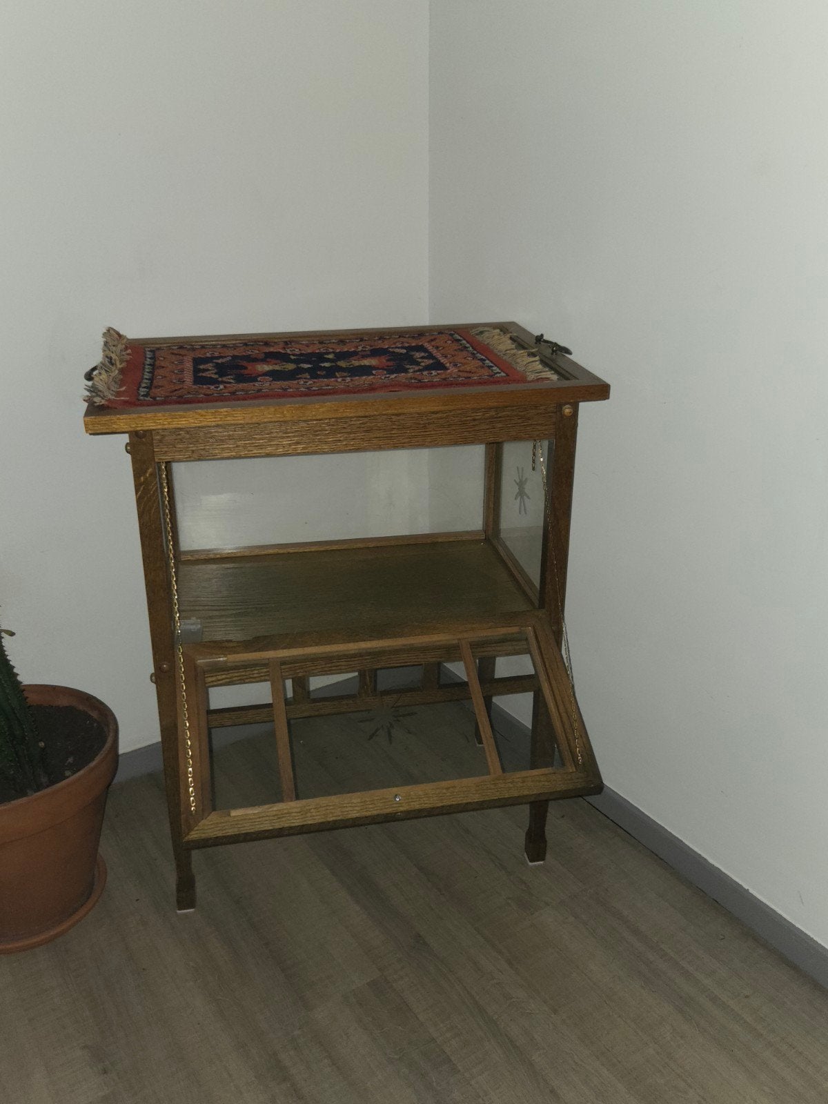 antiek eikenhouten theekastje / vitrinekastje, Ophalen, Gebruikt, 50 tot 100 cm, Eikenhout