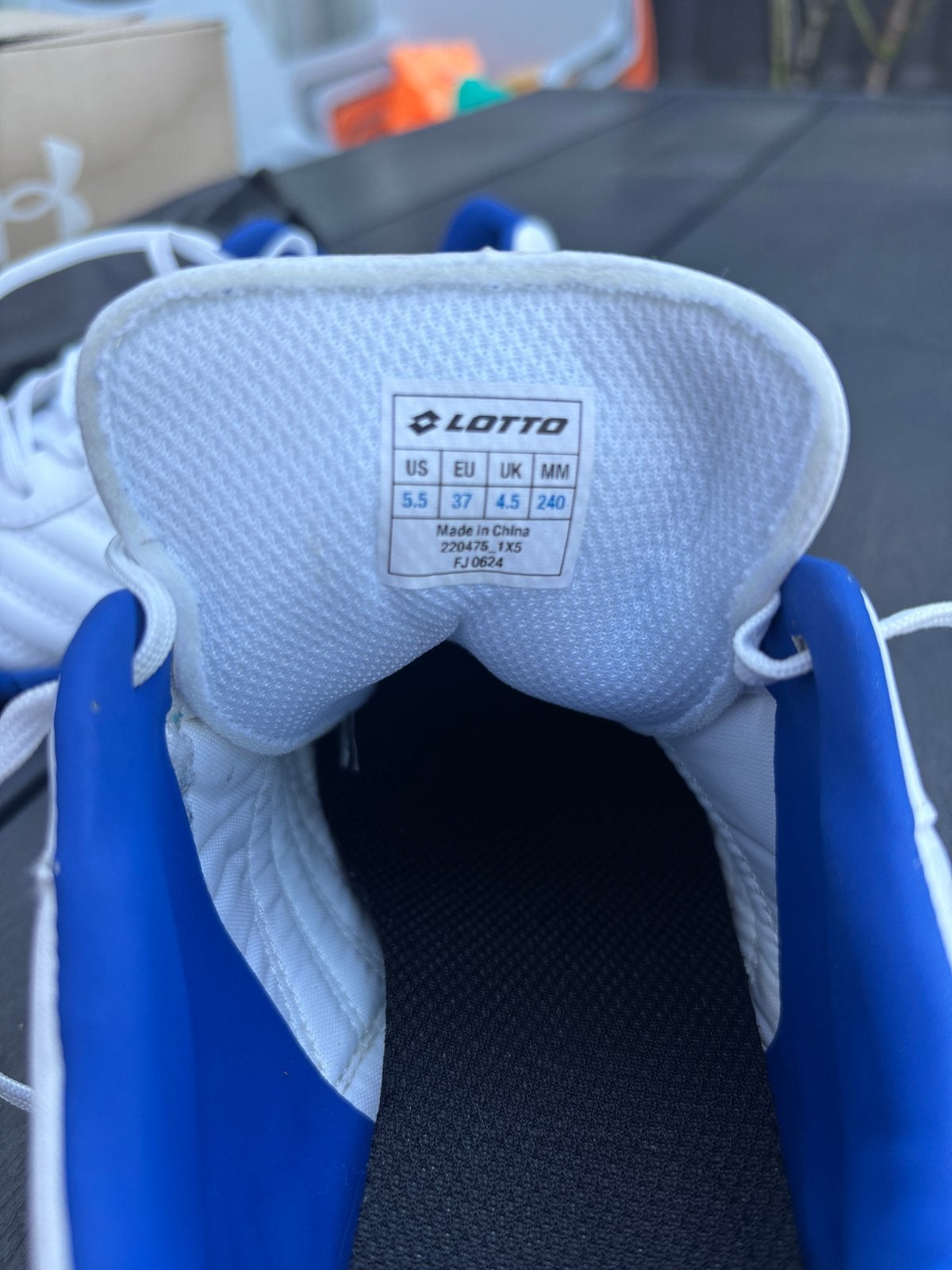 Lotto Kinderen Sportschoenen Maat 37 - Wit/Blauw, Ophalen of Verzenden, Gedragen, Wit, Sneakers of Gympen