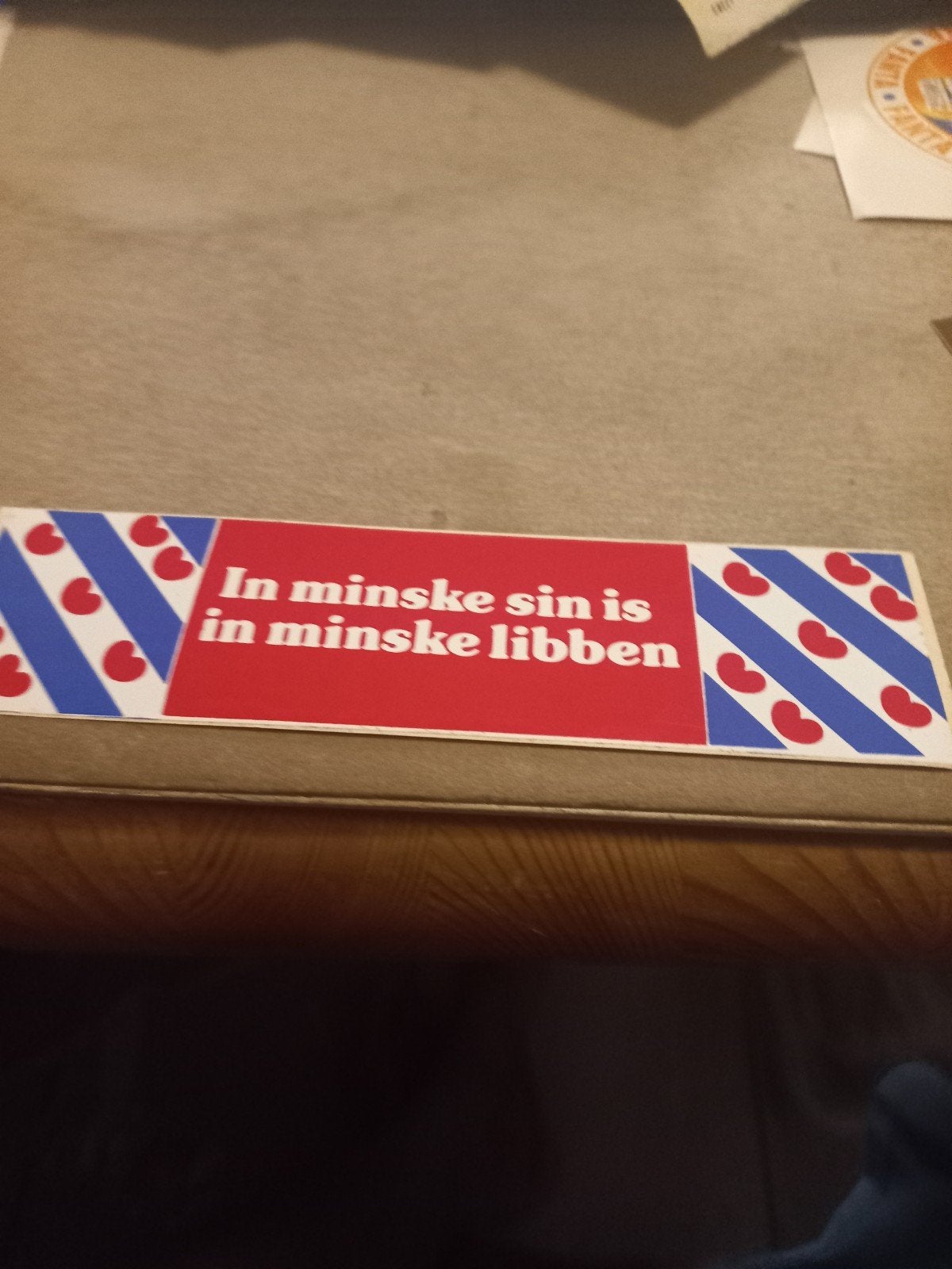 Friese sticker: In minske sin is in minske libben, Ophalen of Verzenden