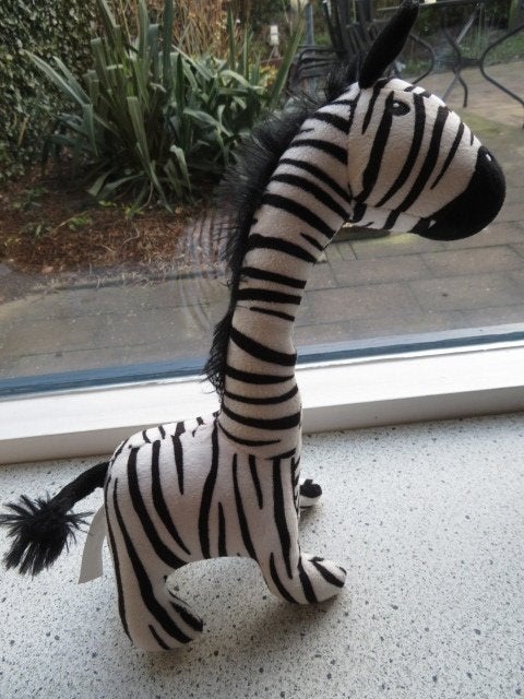 Zebrapaard zebra met super lange nek Wieb Wiep Teddy Wibra, Paard, Ophalen of Verzenden, Zo goed als nieuw, Middelgroot (20 tot 80 cm)