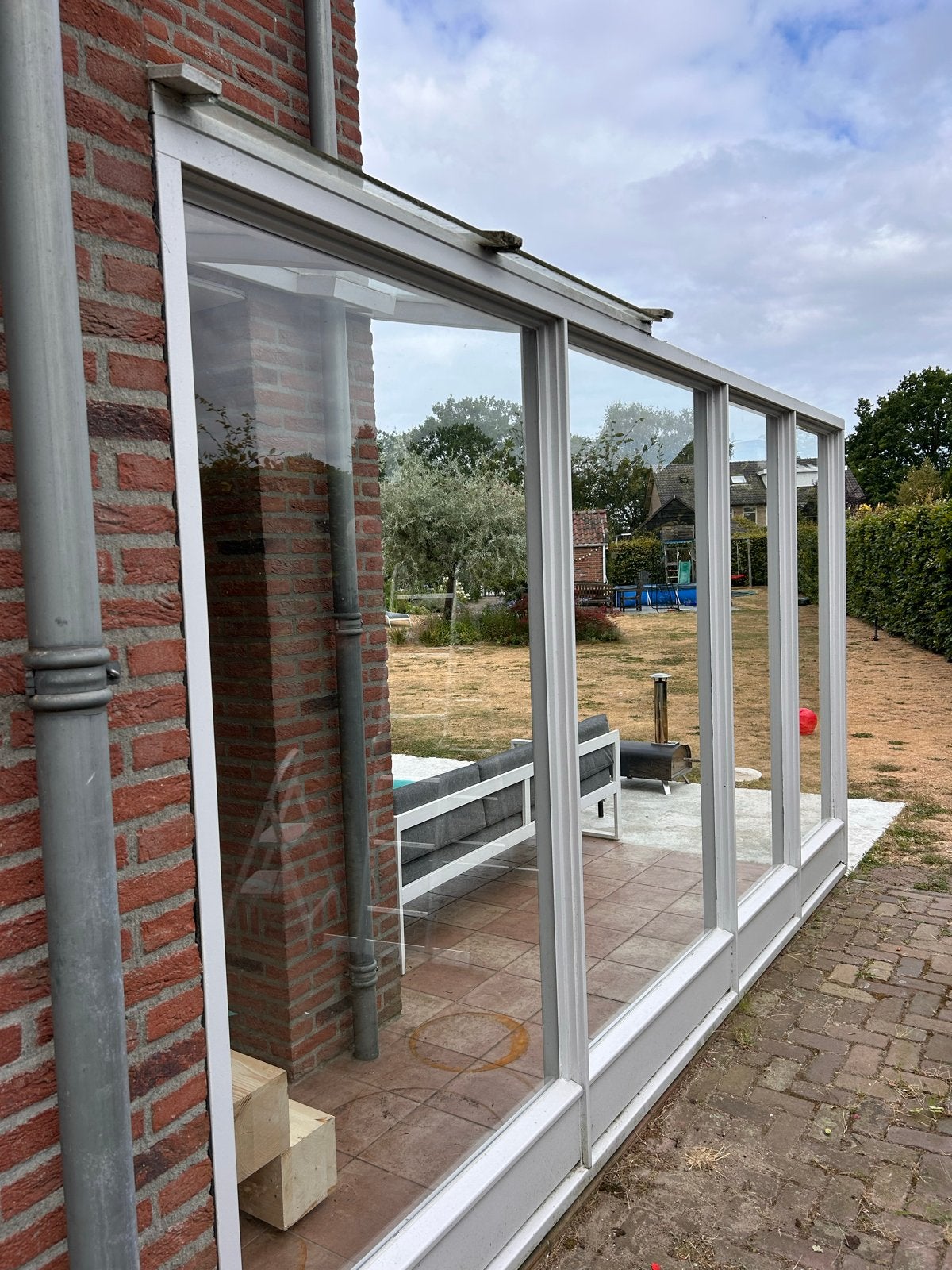 Hardhouten kozijn  met glas en glaslatten, Ophalen, Gevelraam of Ruit, Gebruikt, 160 cm of meer
