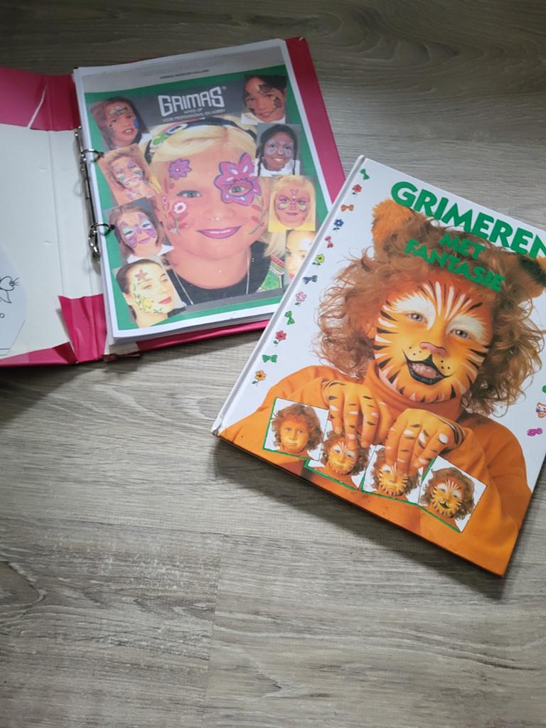 Grimeren ideeën set, Boeken, Kinderboeken | Baby's en Peuters, Gelezen, 3 tot 4 jaar, Uitklap-, Voel- of Ontdekboek, Ophalen of Verzenden