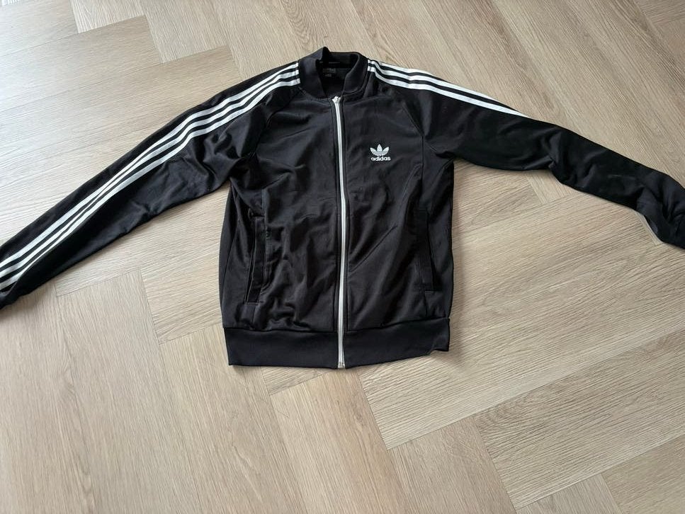 2 Vintage Adidas vesten (blauw 2006, zwart 2009) - Maat S, Ophalen of Verzenden, Gedragen, Blauw