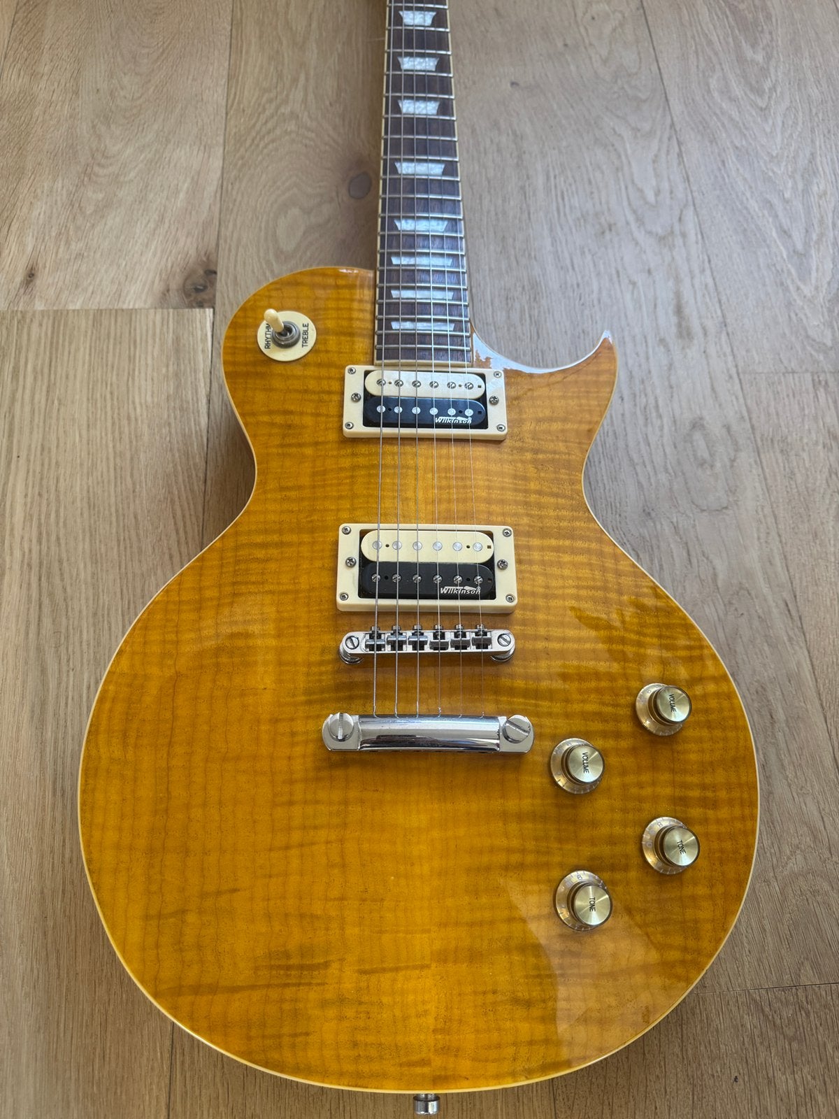 Vintage Paradise v100 by Wilkinson, Ophalen, Zo goed als nieuw, Solid body, Overige merken