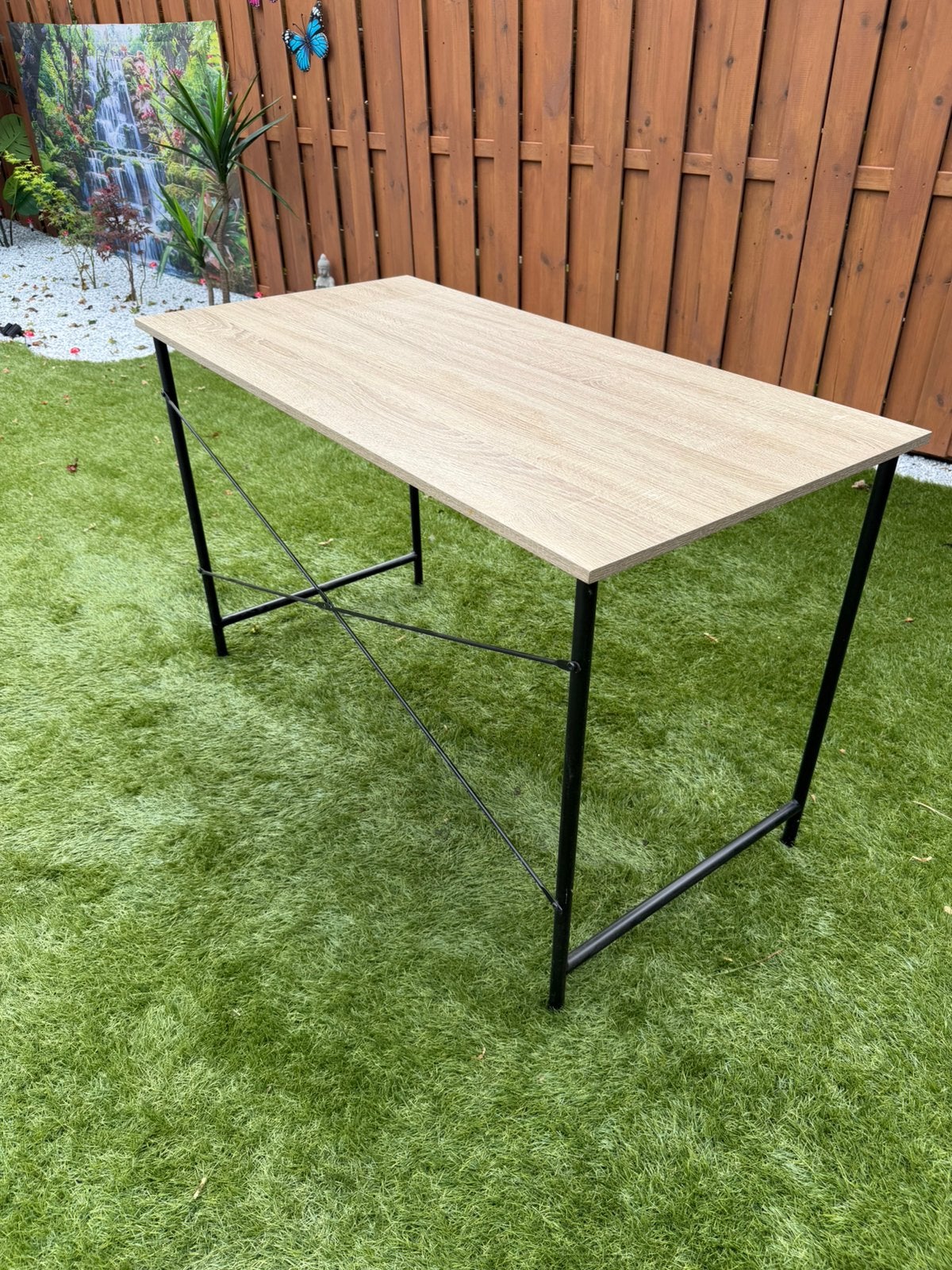 Bureau / Computertafel – Goede staat – €20, Tuin en Terras, Tuintafels, Ophalen, Zo goed als nieuw, Rechthoekig, Metaal