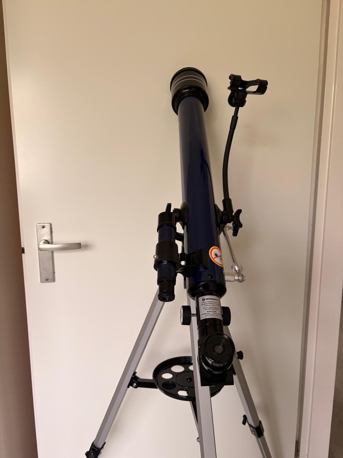 Bresser Skylux Telescope 60/700 AZ met smartphone-adapter, Ophalen, Lenzentelescoop (refractor), Met statief, Zo goed als nieuw
