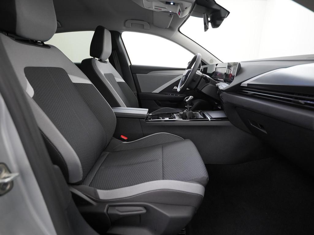 Opel Astra 1.2 Turbo Business Edition | Camera | Navigatie |, Voorwielaandrijving, 12 maanden, Stof, Euro 6