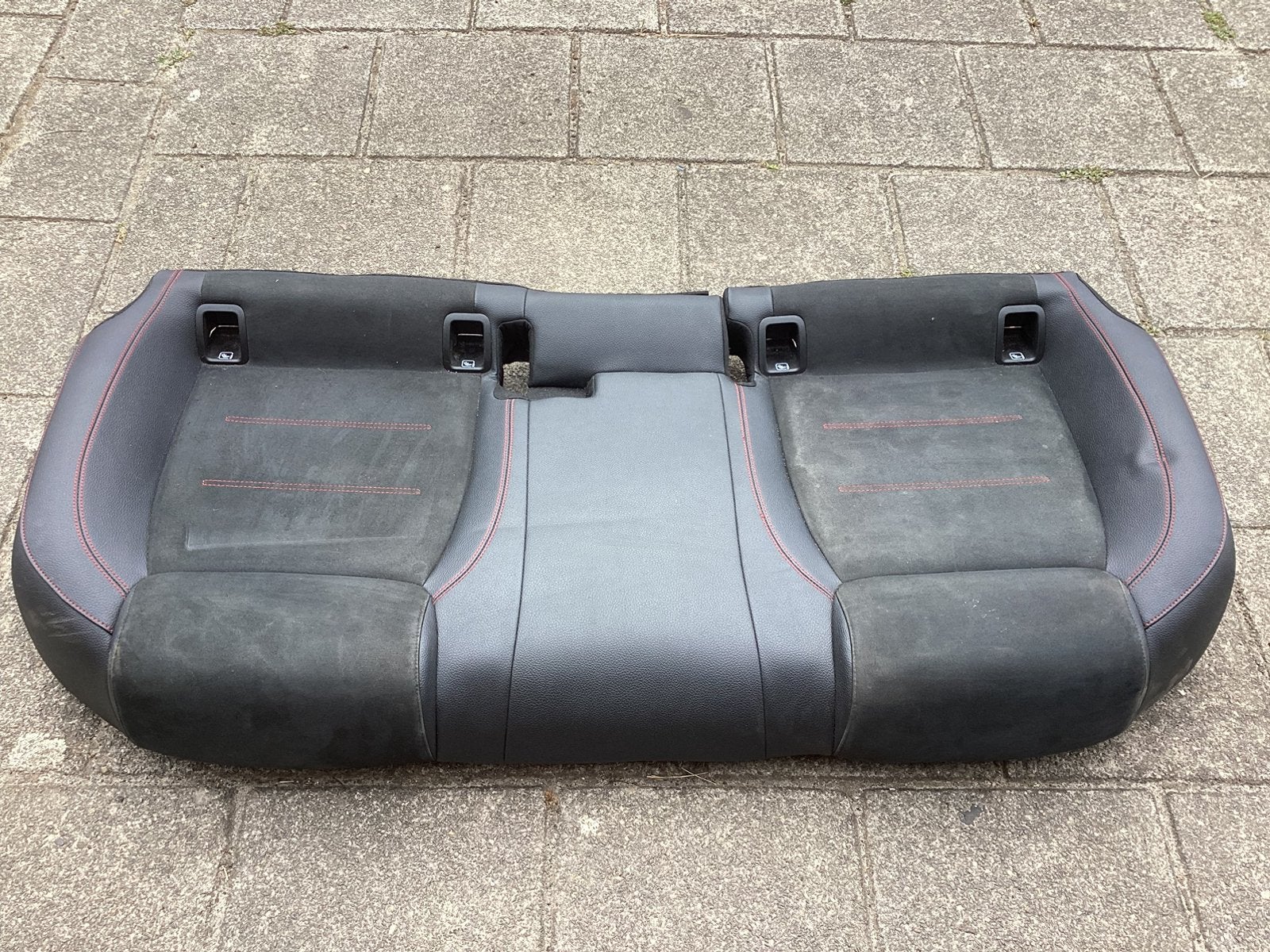 Mercedes A klasse W177 AMG Achterbank rood gestikt, Ophalen of Verzenden, Gebruikt, Mercedes-Benz