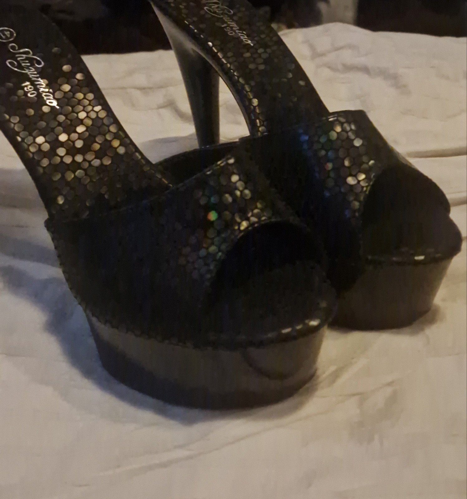 Queen pump stilleto, Kleding | Dames, Zwart, Nieuw, Ophalen of Verzenden, Schoenen met hoge hakken