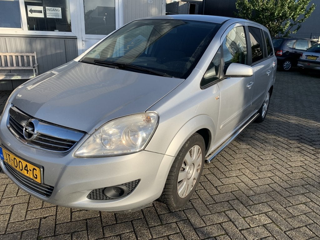 Opel Zafira Sidebars rechte buis, Niet ingevuld, Niet ingevuld, Niet ingevuld
