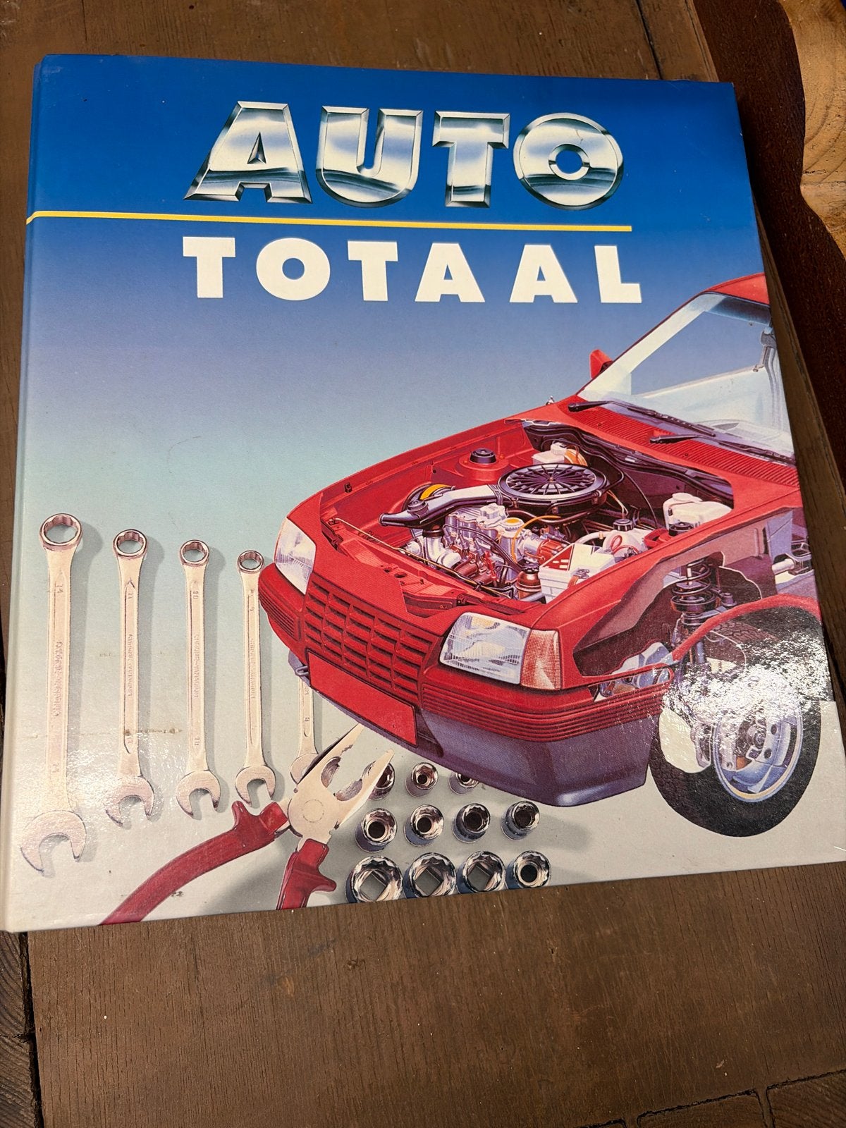 Auto Totaal - Handboek voor auto-onderhoud en reparatie, Ophalen of Verzenden, Gelezen, Algemeen