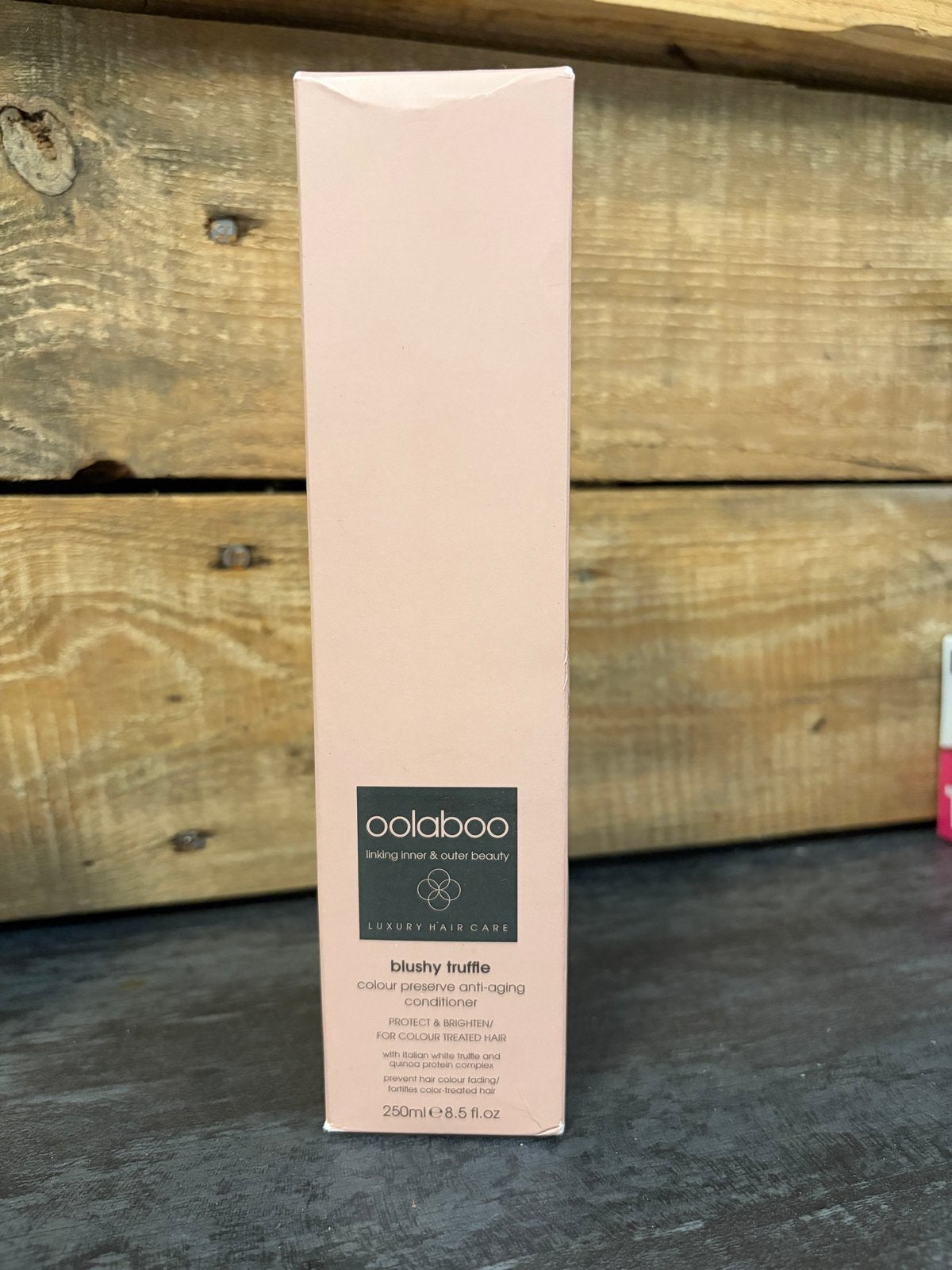 Oolaboo Blushy Truffle Colour Preserve Anti-Aging Cond., Ophalen of Verzenden, Nieuw, Shampoo of Conditioner
