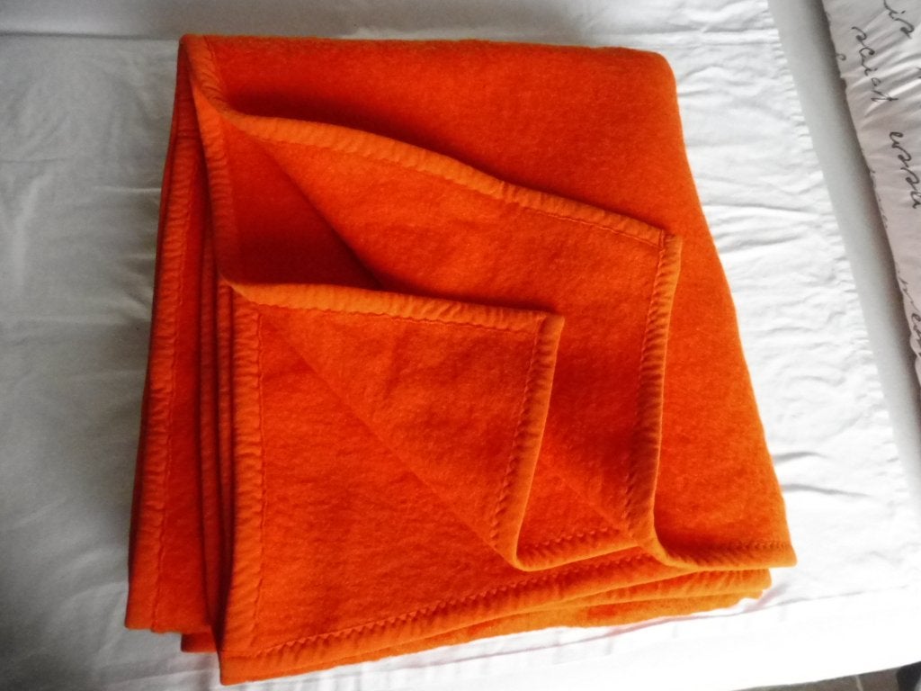 Prachtige Oranje wollen deken 240 x 240 cm wol plaid, Huis en Inrichting, Ophalen, Zo goed als nieuw