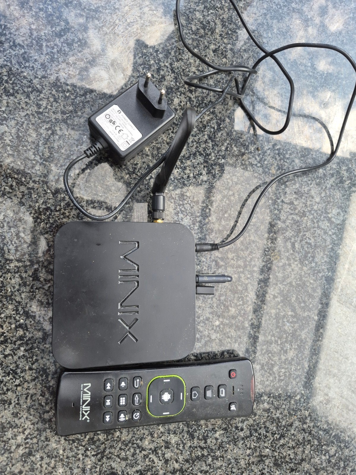 Minix Neo X8-H Plus Android TV Box met afstandsbediening, Ophalen of Verzenden, Gebruikt, HDMI, Minder dan 500 GB