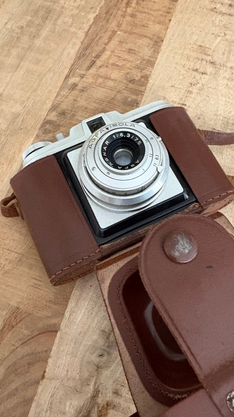 Agfa Isola vintage fotocamera met originele leren tas, Ophalen, Zo goed als nieuw, Compact, Overige Merken