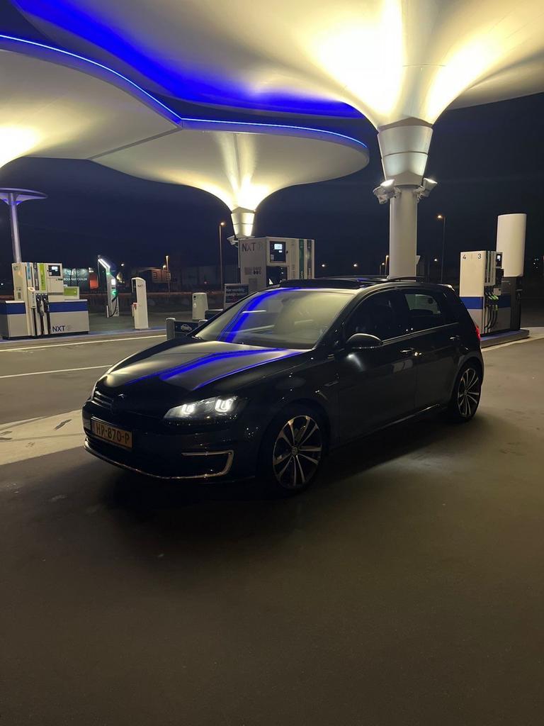 Golf 7 GTE 2015 schadeauto, Volkswagen, Hybride Elektrisch/Benzine, Zilver of Grijs, Ophalen