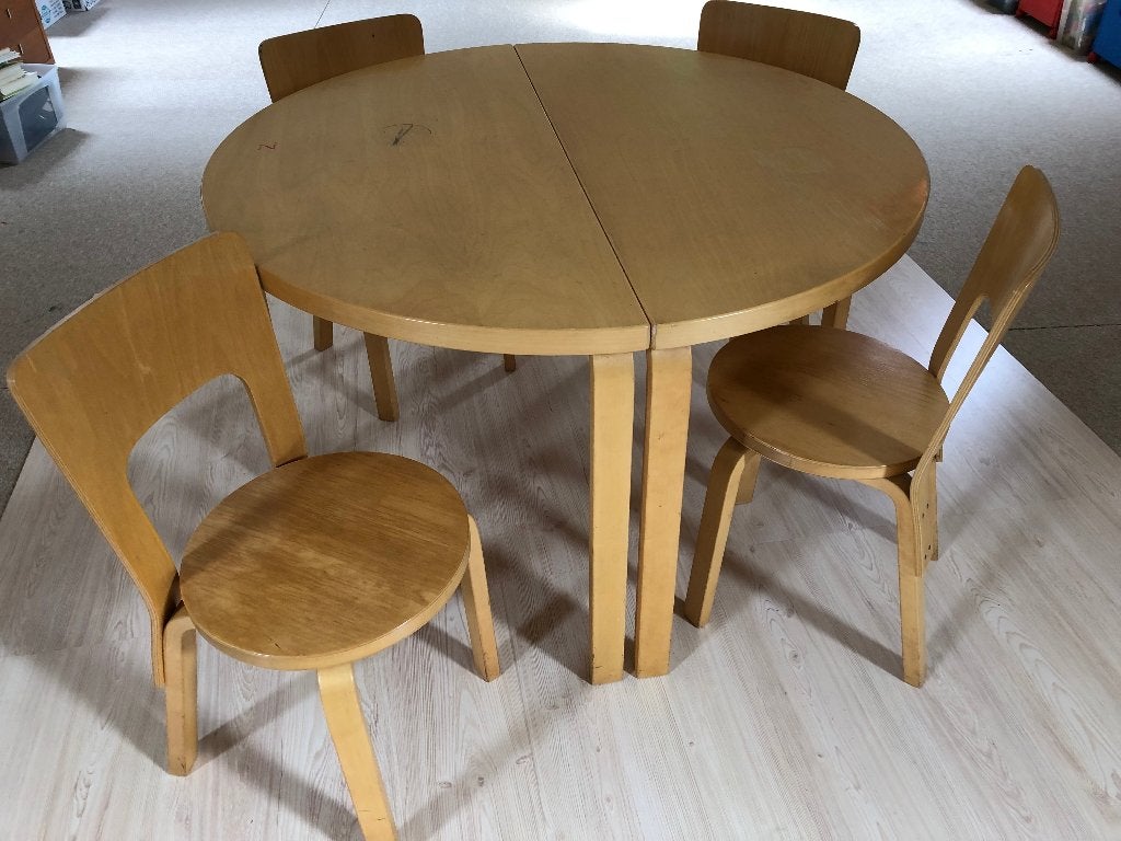 Finse eetkamerset ronde tafel en 4 stoelen, Ophalen, Gebruikt, Rond, Scandinavisch