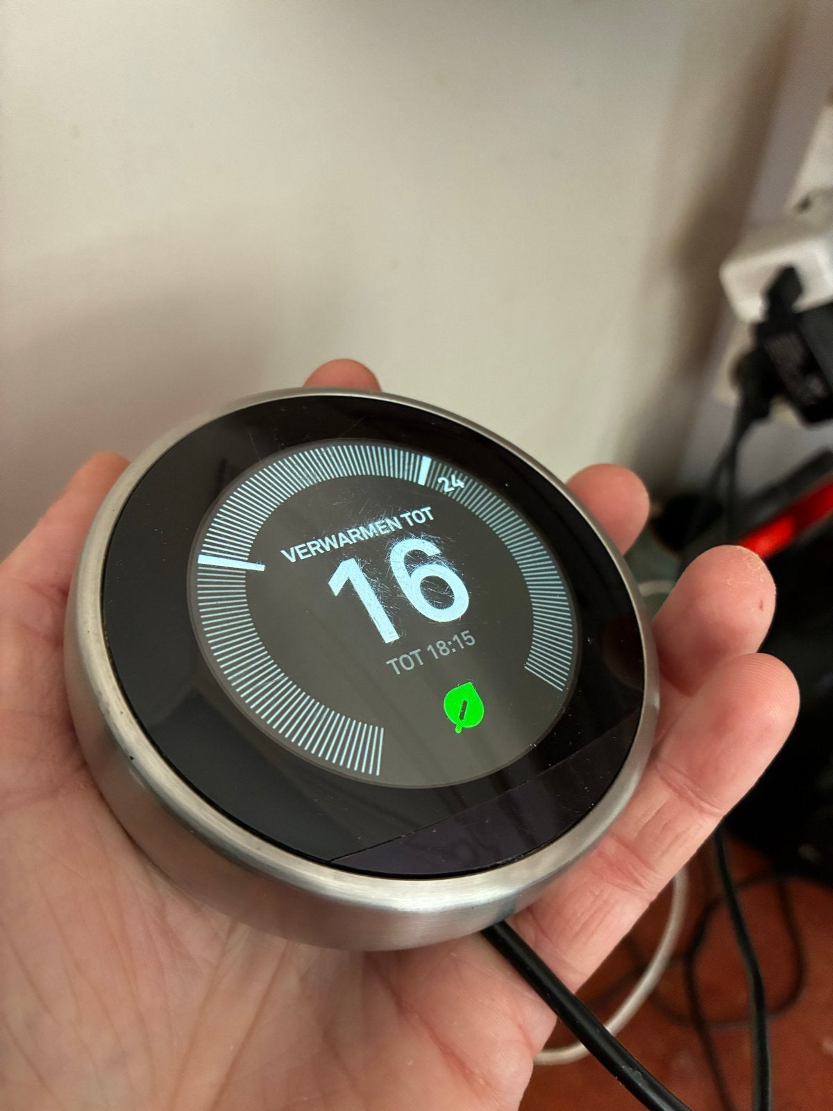 Google Nest Thermostaat met oplaadkabel, Doe-het-zelf en Verbouw, Thermostaten, Ophalen, Slimme thermostaat, Gebruikt