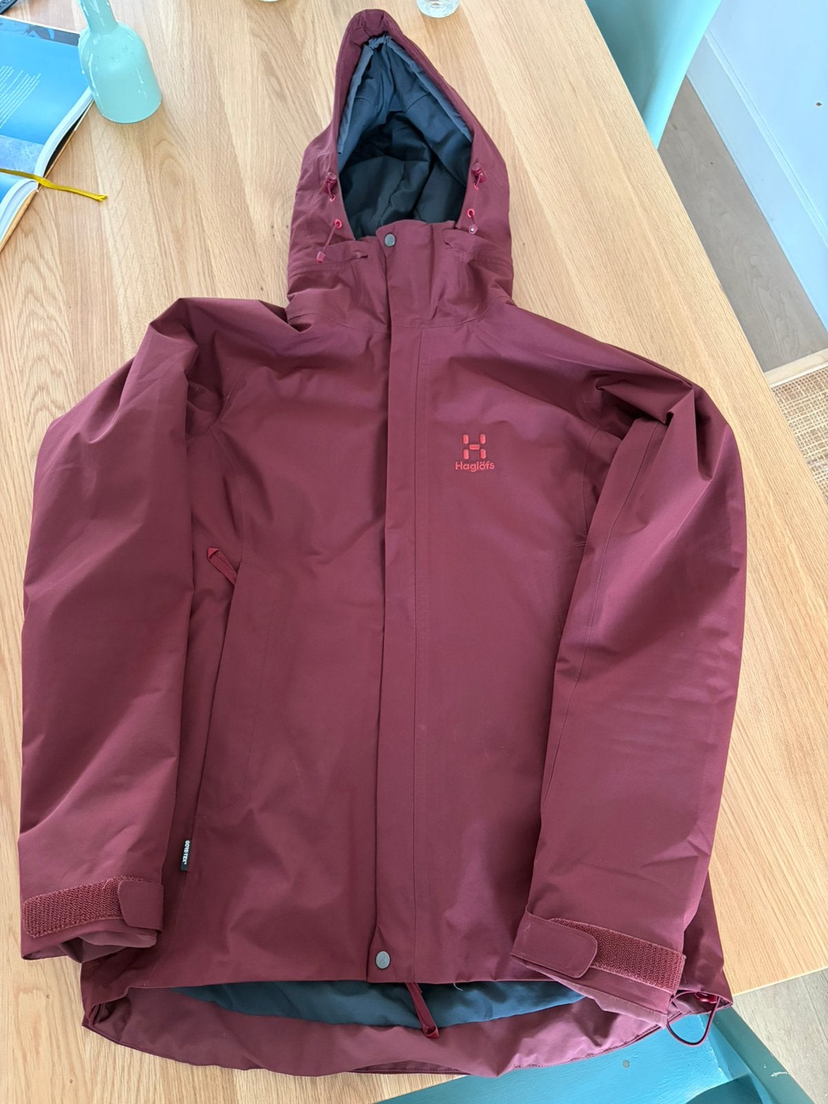 Haglöfs gore-tex shoftshell maat S, Ophalen of Verzenden, Zo goed als nieuw, Rood
