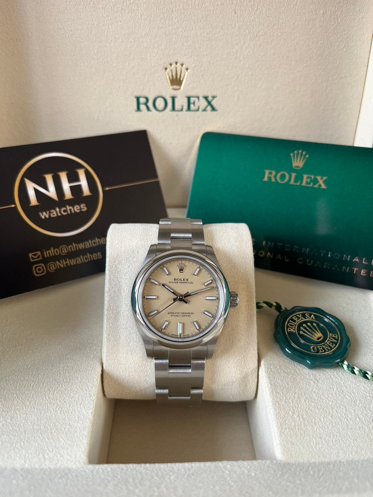 Rolex Oyster Perpetual 31 277200 Beige 08/2026 Nieuw