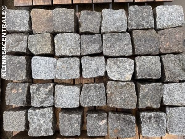 150m2 grijs antraciet natuursteen keitjes Portugees graniet., Bij dit gebruikte product niet meer te achterhalen., Gebruikt, Verzenden
