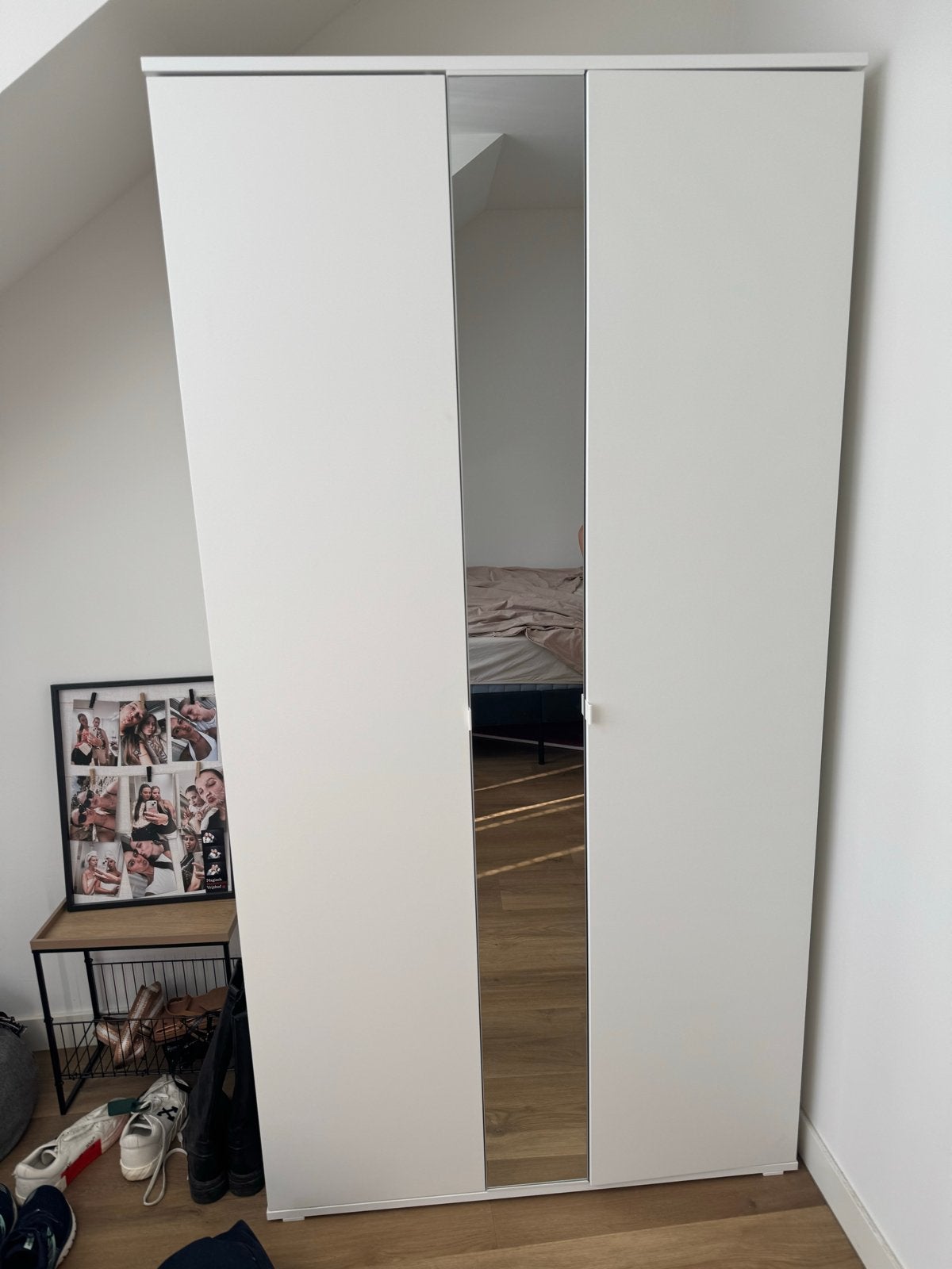 Ikea kast met spiegeldeur, Huis en Inrichting, Kasten | Kledingkasten, Zo goed als nieuw, 150 tot 200 cm, 50 tot 100 cm, 25 tot 50 cm