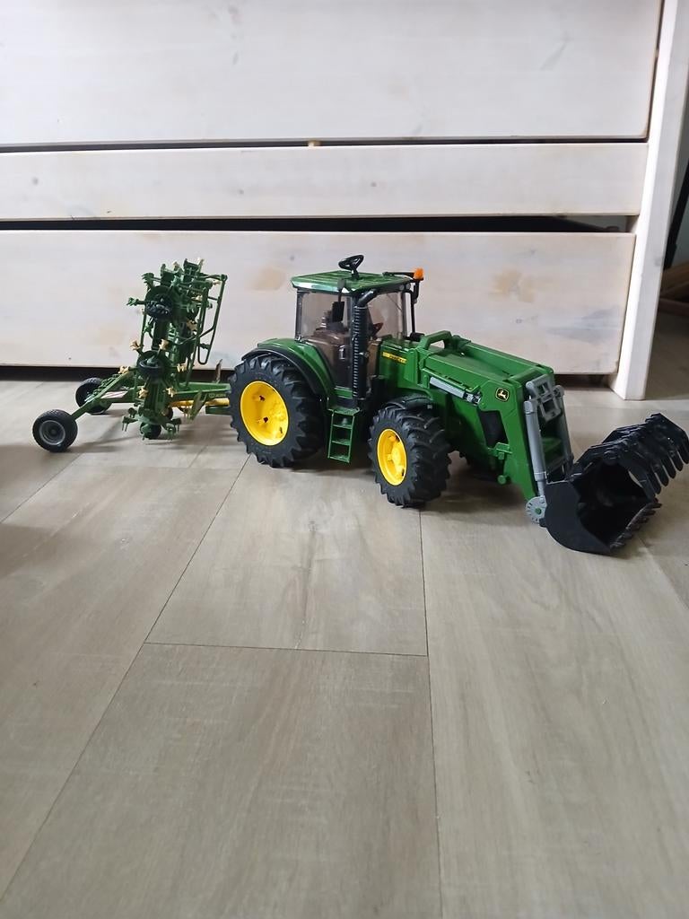 John Deere Trekker met voorlader en Krone schudder, Kinderen en Baby's, Speelgoed | Speelgoedvoertuigen, Zo goed als nieuw, Ophalen
