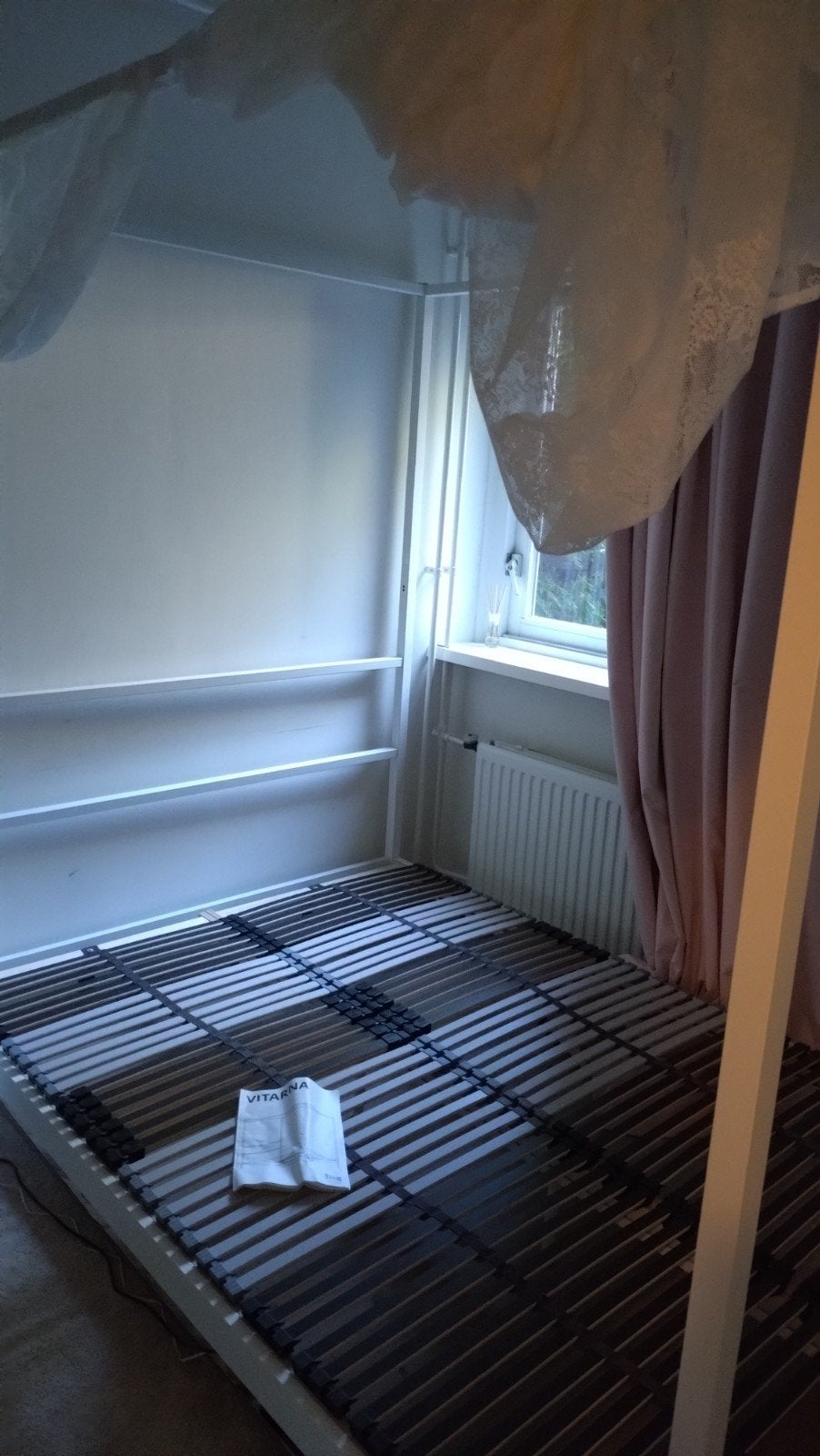 IKEA -  Vitarna inclusief Leirsund lattenbodem, Ophalen, Wit, Tweepersoons, 140 cm