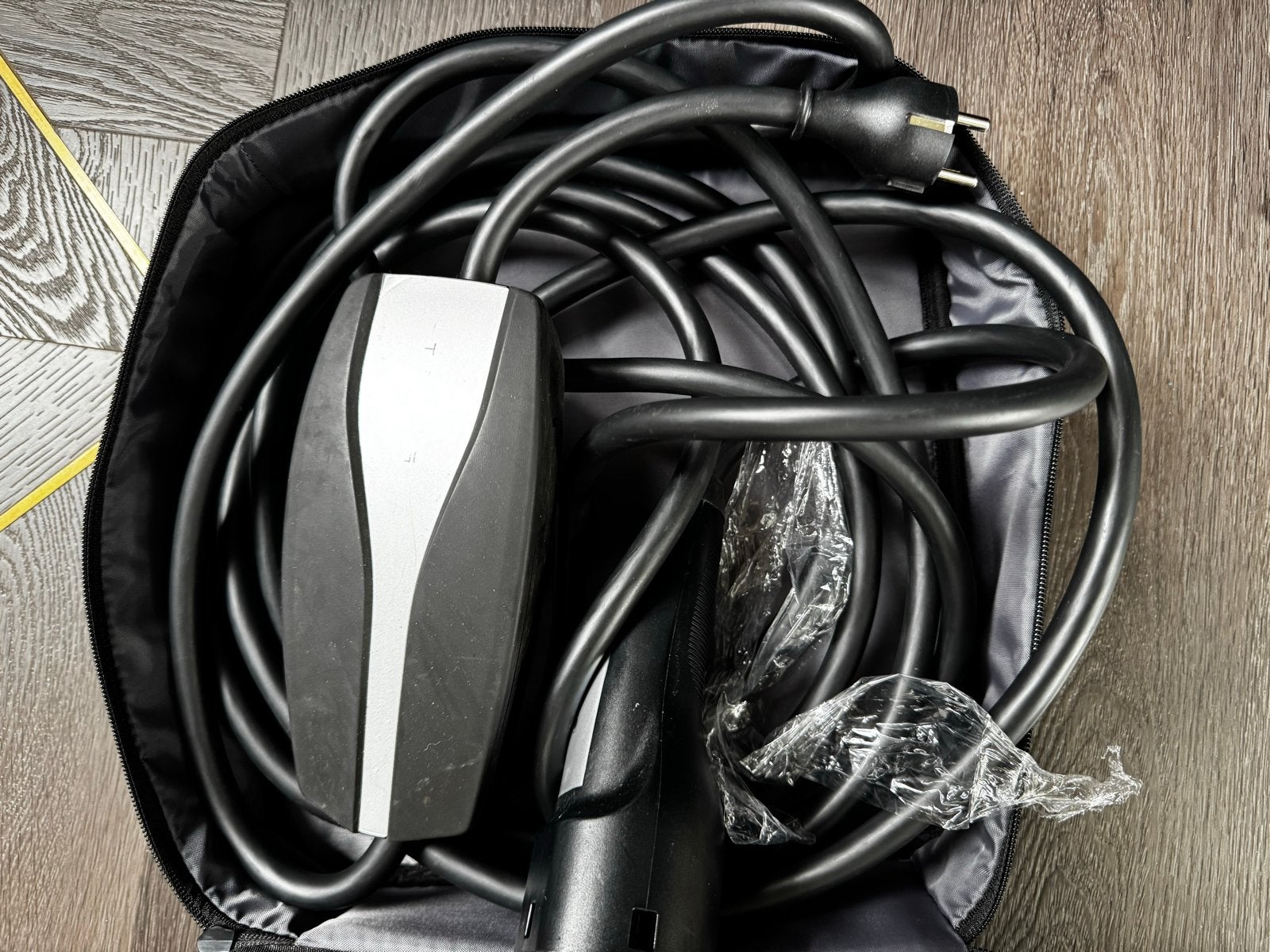 Tesla Mobile Charge Kit - Zo goed als nieuw, Verzenden, Zo goed als nieuw