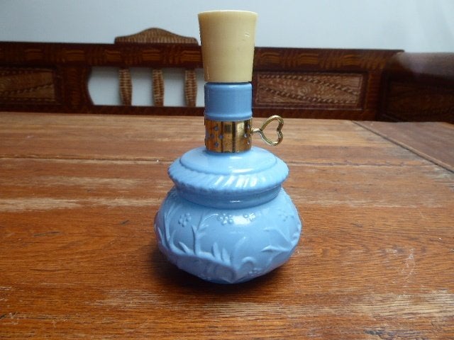 Opaline flesje, courting lamp, Avon