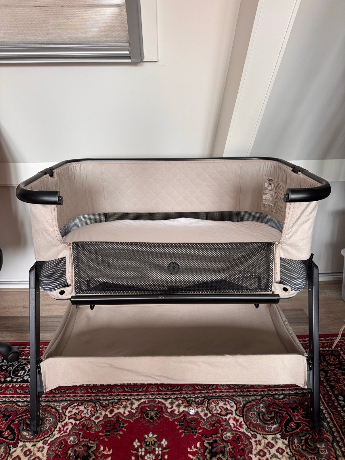 Qute Q-breez Co-sleeper/wieg zo goed als nieuw, Ophalen, Zo goed als nieuw, Wieg