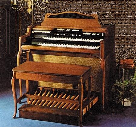 GEZOCHT   HAMMOND E 133 model, Muziek en Instrumenten, Ophalen, Zo goed als nieuw, 2 klavieren, Orgel
