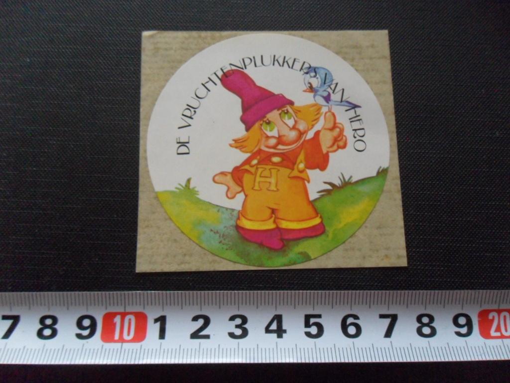 sticker Kabouter De Vruchtenplikkers van HERO, Verzamelen, Stickers, Ophalen, Zo goed als nieuw