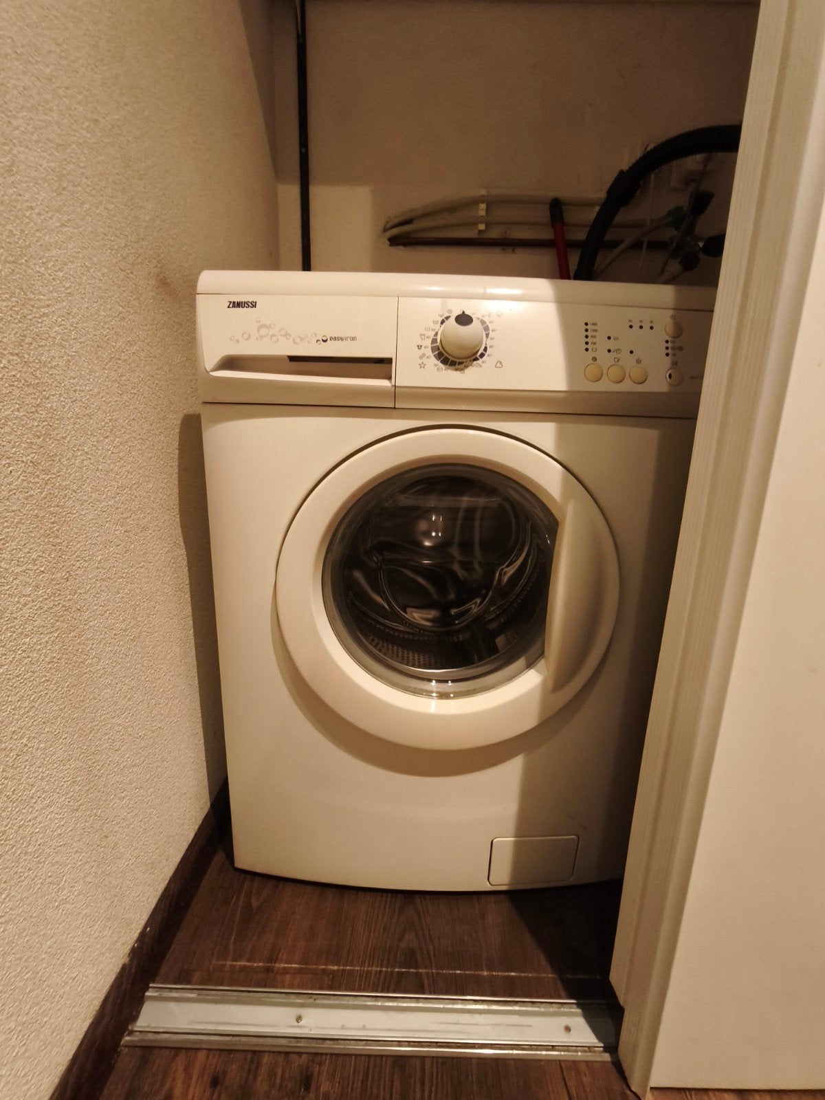 Wasmachine Zanussi easy iron ZWG 5145, Witgoed en Apparatuur, Ophalen, Gebruikt, 1200 tot 1600 toeren, 85 tot 90 cm