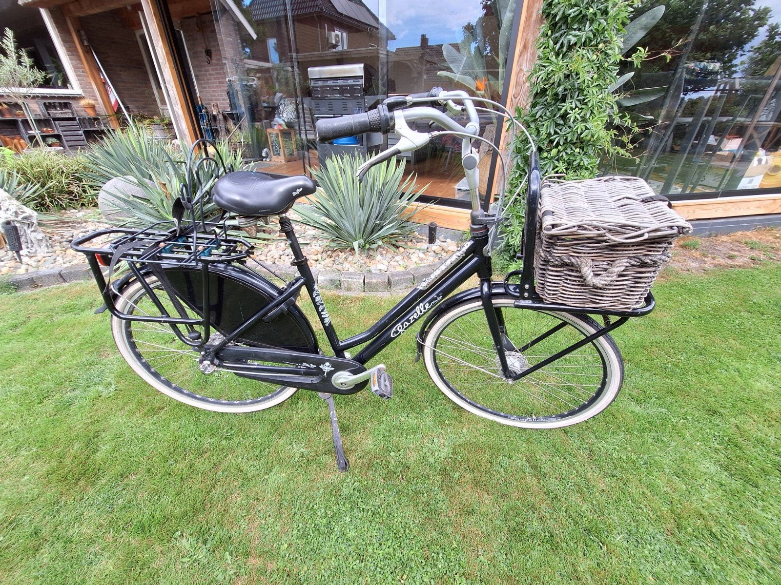 Gazelle Miss Grace Damesfiets met mand, Ophalen, Versnellingen, Gazelle, Trommelrem