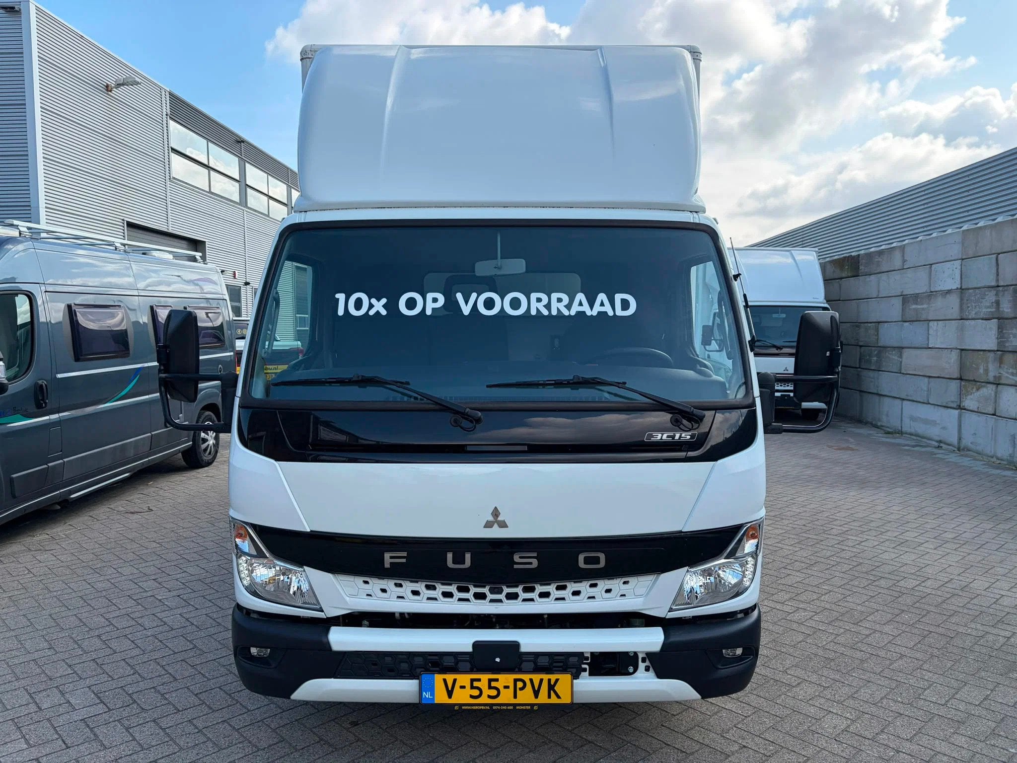 FUSO Canter 3C15 Bakwagen Airco Trekhaak 3-Zits NIEUW BPM VR, Achterwielaandrijving, Gebruikt, Euro 6, 4 cilinders