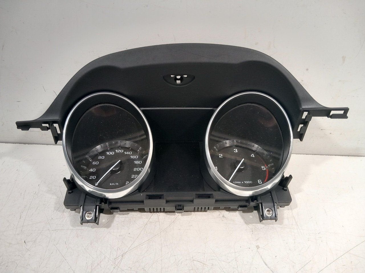 Cockpit Land Rover Discovery, Onderdelen@venauto.nl, Van der Ven Autorecycling B.V., Ettenseweg 76, 4706 PB Roosendaal, The Netherlands