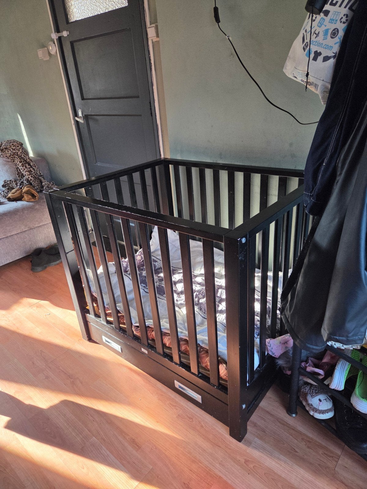 Zwarte box met Opberglade - Gebruikt, Kinderen en Baby's, Ophalen, Gebruikt, Overige typen
