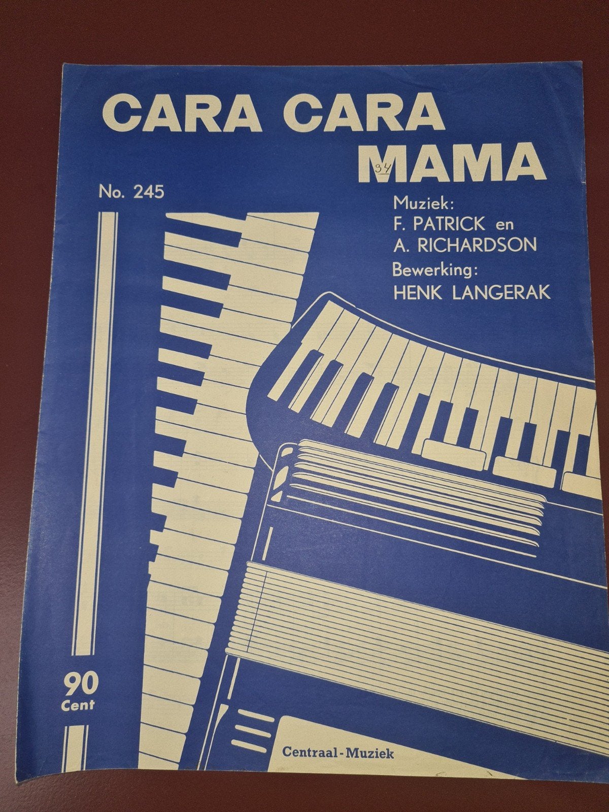 Cara Cara Mama - Vintage bladmuziek voor accordeon/piano, Muziek en Instrumenten, Gebruikt, Accordeon, Ophalen of Verzenden, Artiest of Componist