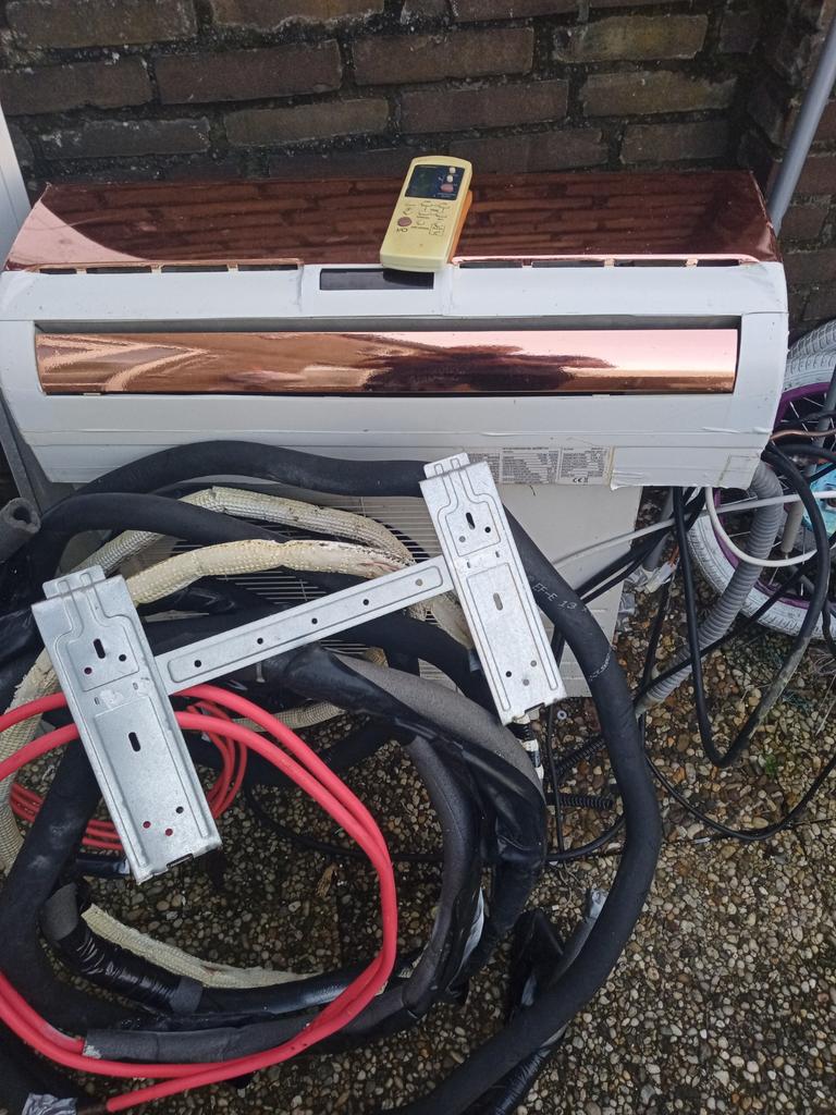 split airco, Witgoed en Apparatuur, Airco's, Ophalen, Minder dan 60 m³, 3 snelheden of meer, Afstandsbediening