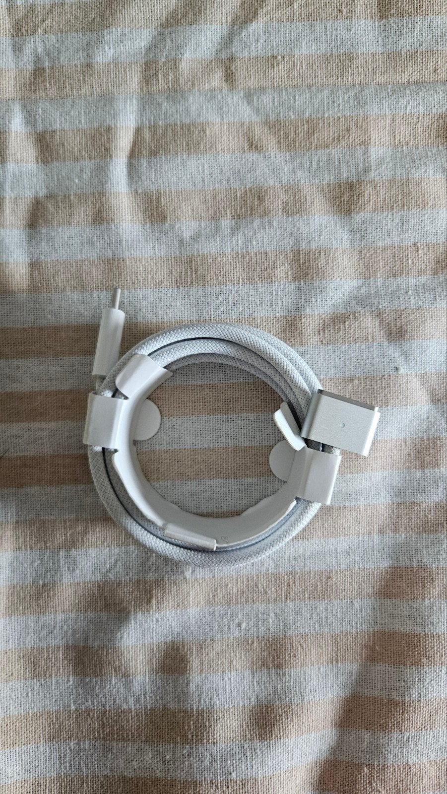 Apple USB-C naar MagSafe 3 Oplaadkabel (2 m), Ophalen of Verzenden, Nieuw