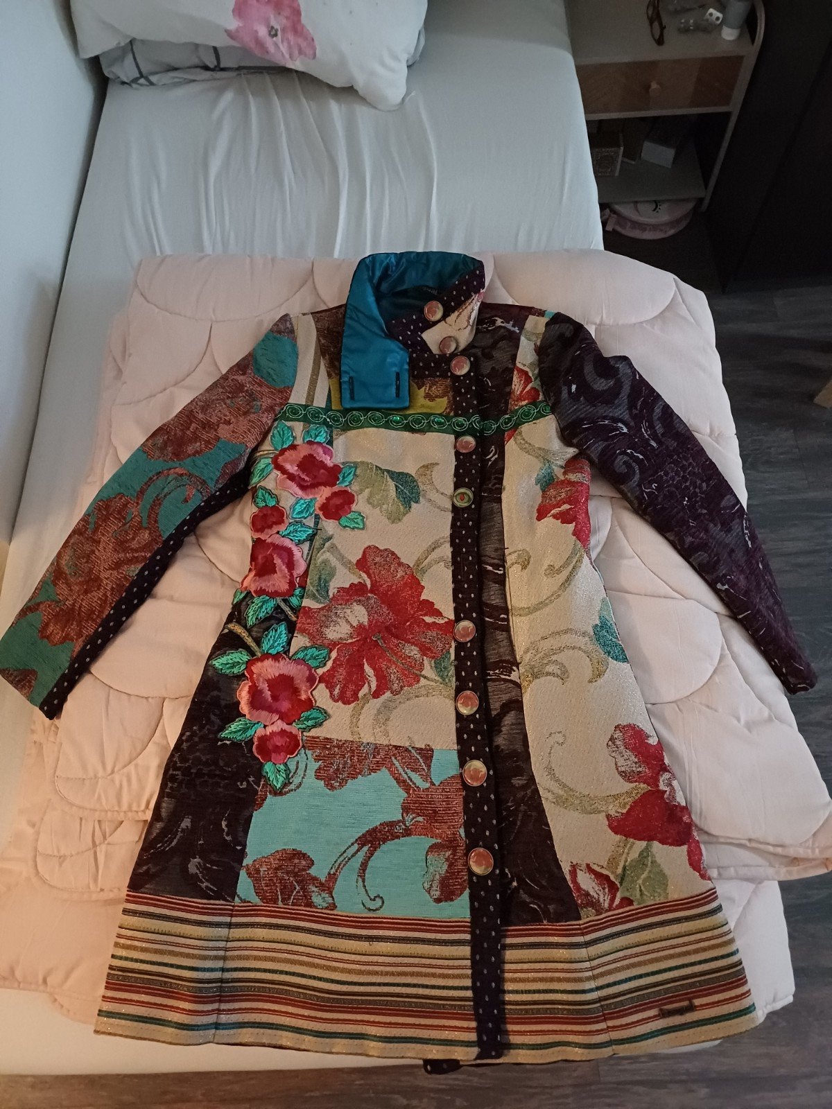 Prachtige jas van desigual, Meerkleurig, Maat 42/44 (L), Ophalen of Verzenden, Onbekend
