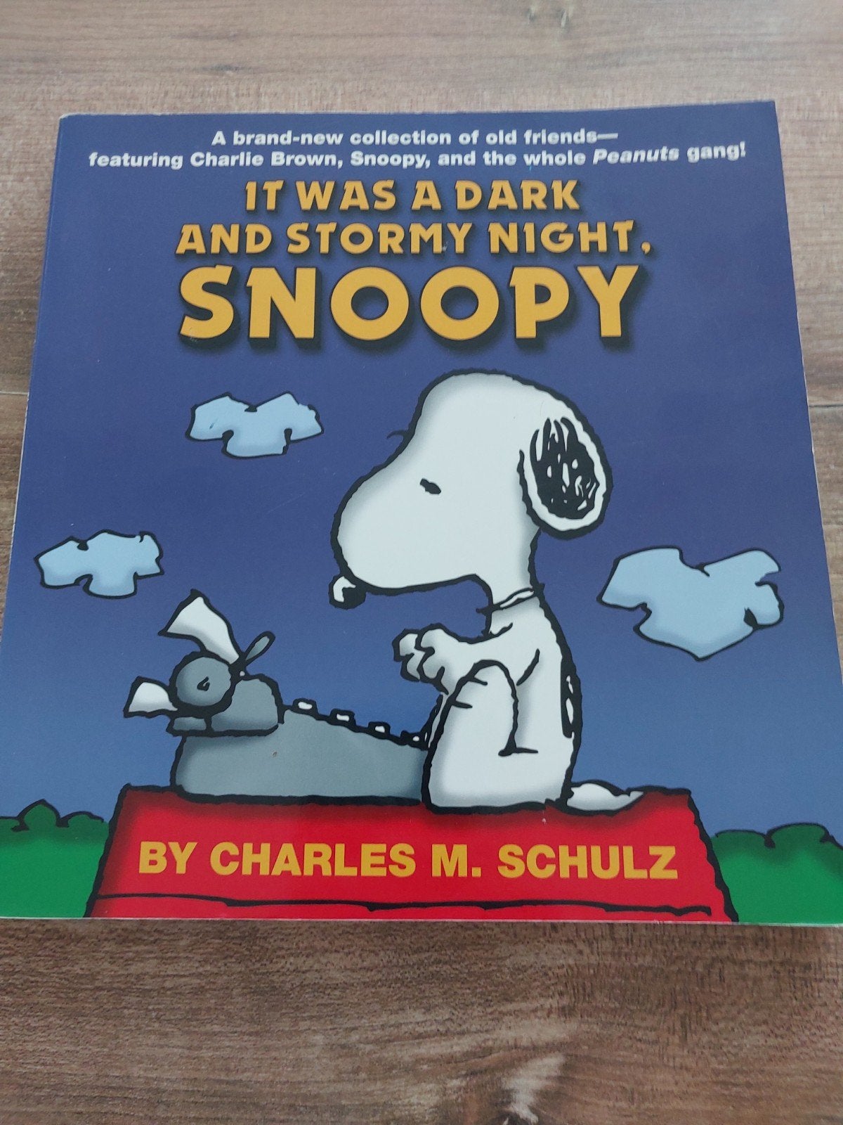 Snoopy: It Was a Dark and Stormy Night - Charles M. Schulz, Eén stripboek, Ophalen of Verzenden, Gelezen